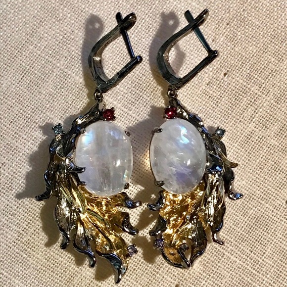 Jewelry - HANDCRAFTED OVAL MOONSTONE➕RHODOLITE EARRINGS
